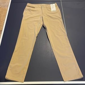 NWT Lululemon ABC Pant Classic size 32 tan